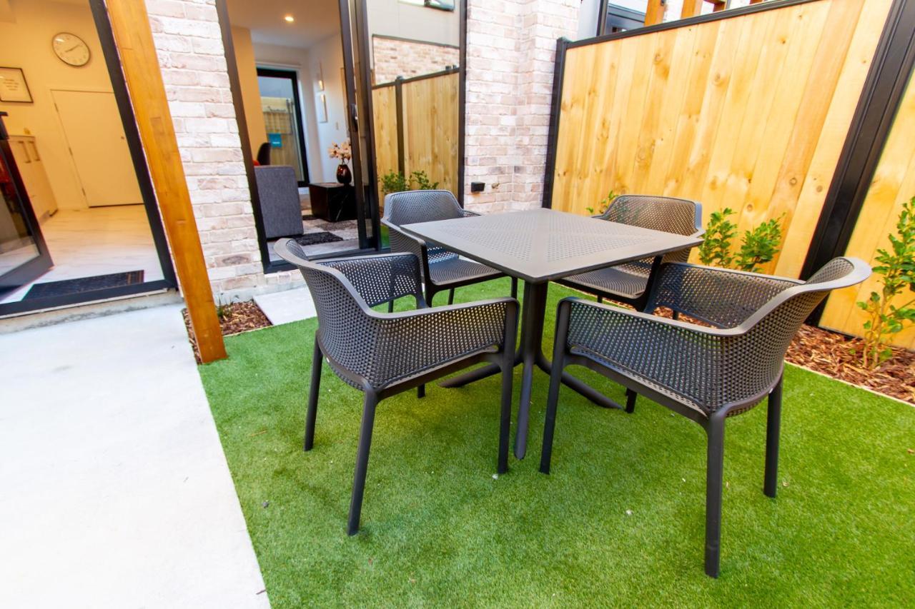 2 Bedroom Central Christchurch Hub Экстерьер фото