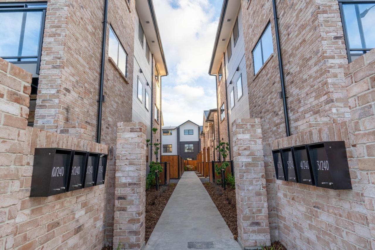2 Bedroom Central Christchurch Hub Экстерьер фото