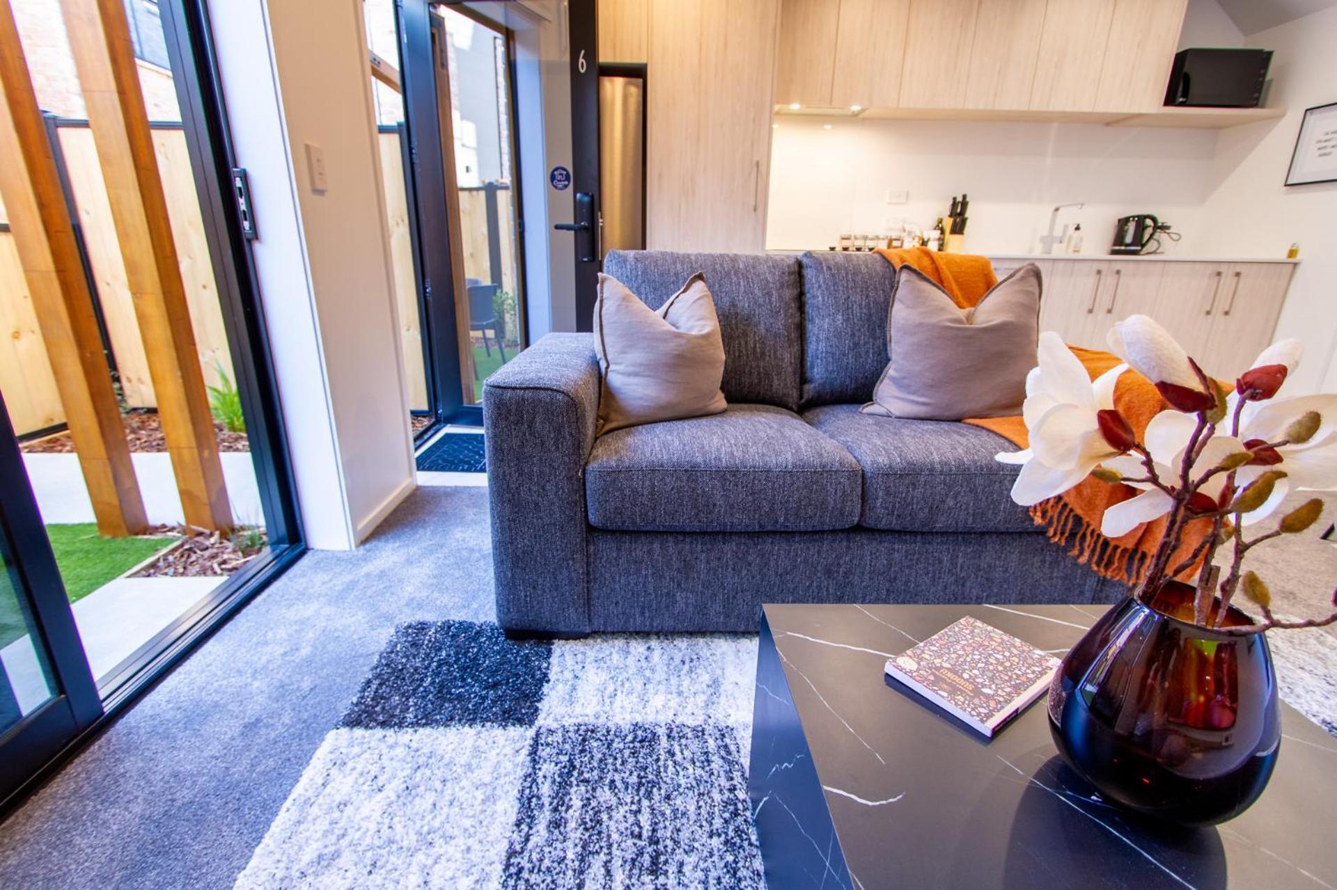 2 Bedroom Central Christchurch Hub Экстерьер фото