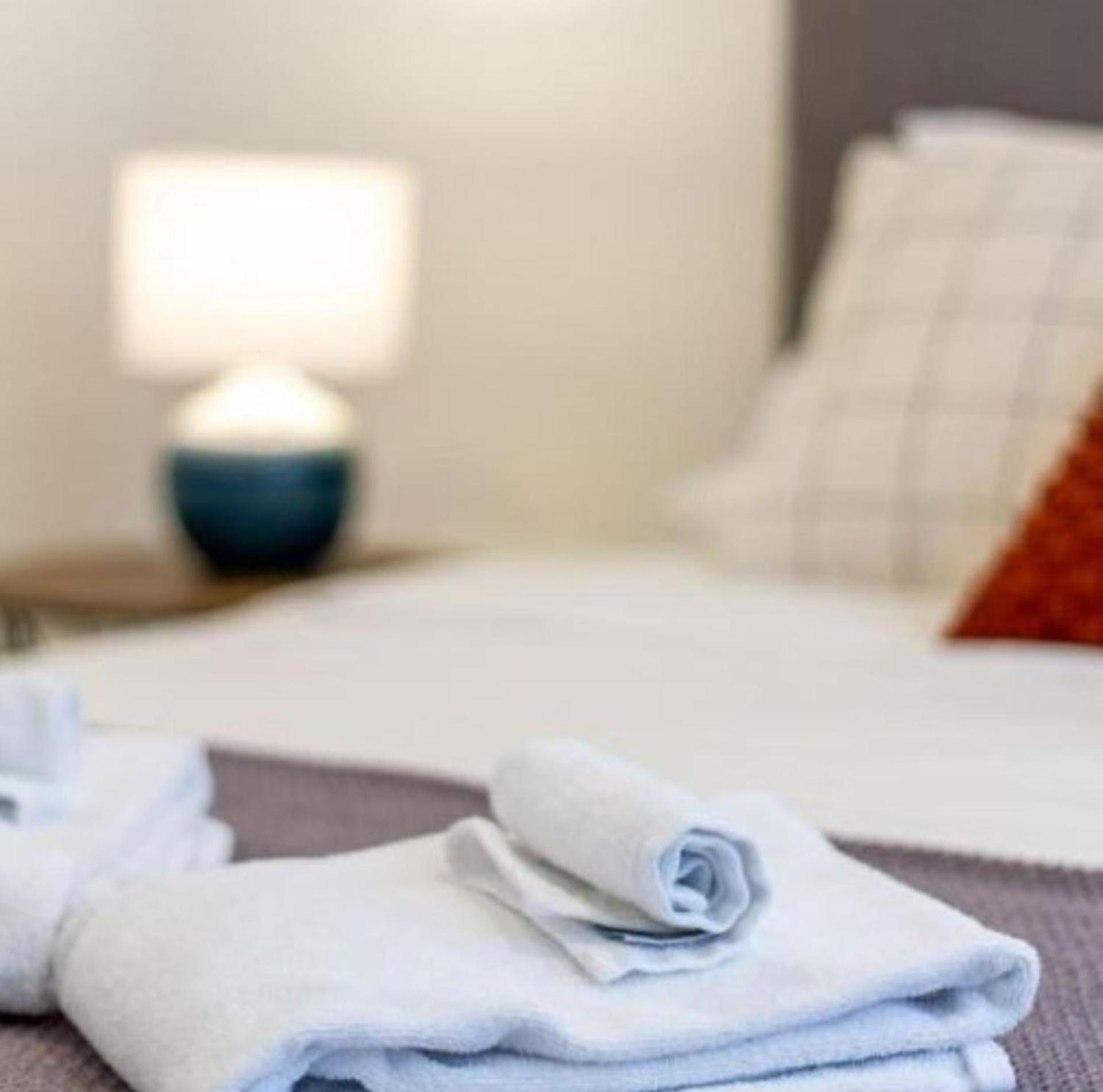 2 Bedroom Central Christchurch Hub Экстерьер фото